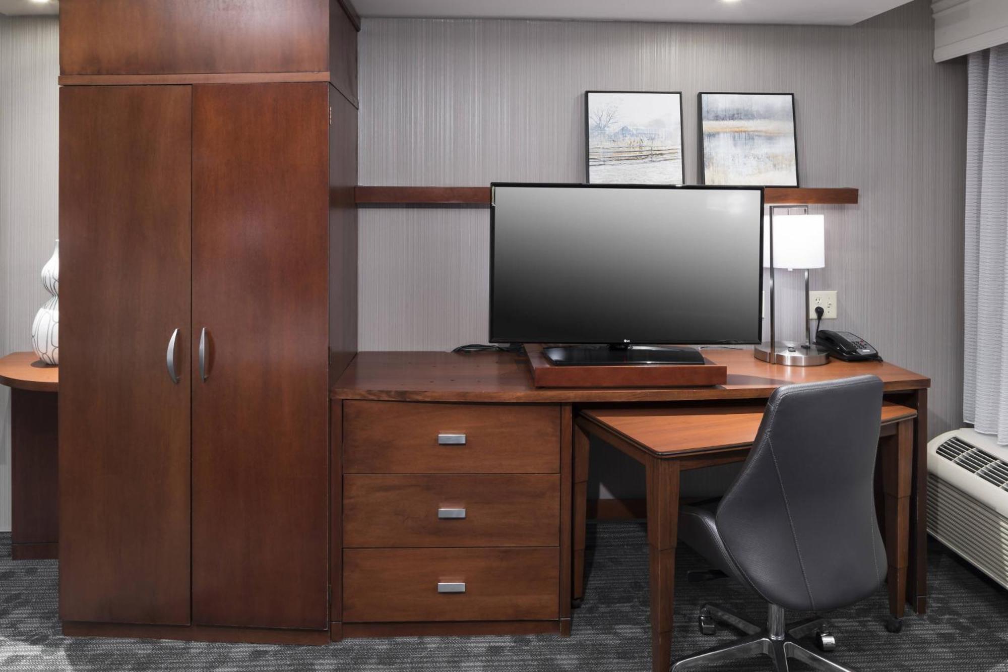Hotel Courtyard By Marriott West Orange Esterno foto